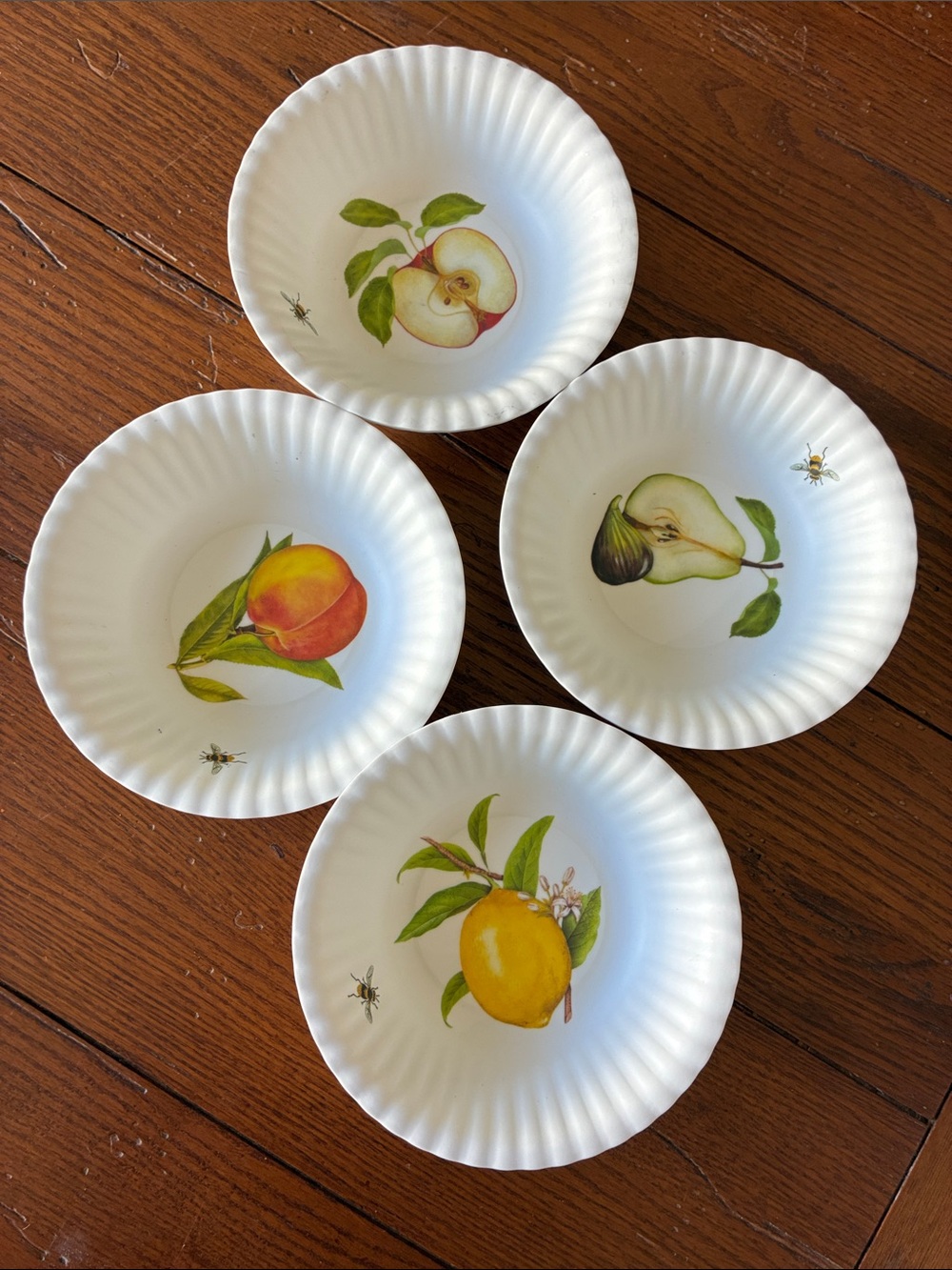 White Melamine Dessert Bowls with Fruit Motif - Set of 4